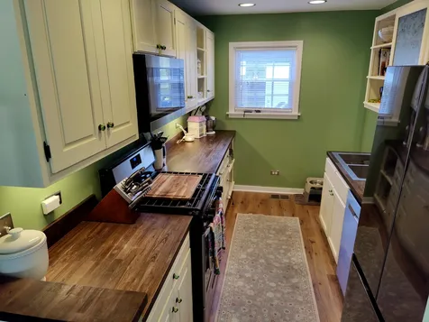 1604 Burry Circle Drive Crest Hill IL 60403