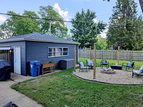 1604 Burry Circle Drive Crest Hill IL 60403