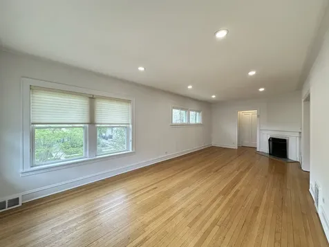 2611 Walnut Street Evanston IL 60201