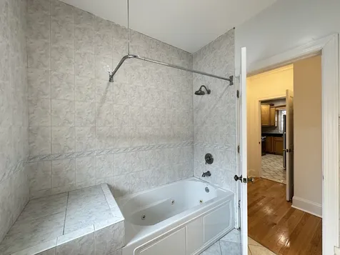 2611 Walnut Street Evanston IL 60201