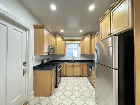 2611 Walnut Street Evanston IL 60201