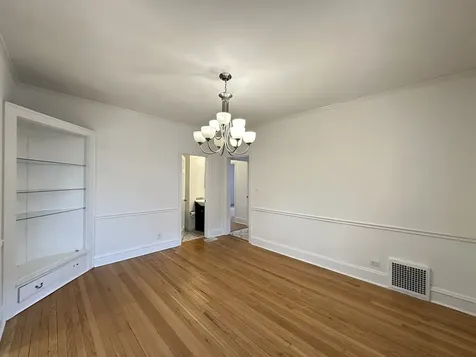 2611 Walnut Street Evanston IL 60201