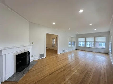 2611 Walnut Street Evanston IL 60201