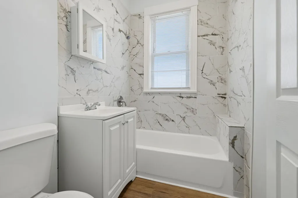 5353 South Princeton Avenue Chicago IL 60609