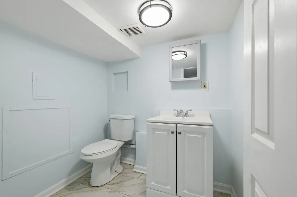 5353 South Princeton Avenue Chicago IL 60609