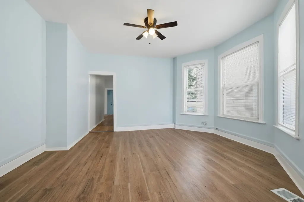 5353 South Princeton Avenue Chicago IL 60609