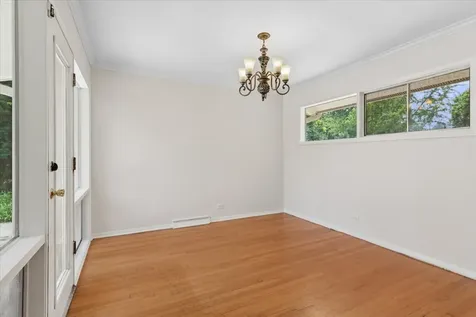 1958 Castlewood Road Highland Park IL 60035