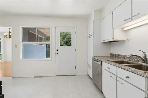 1958 Castlewood Road Highland Park IL 60035