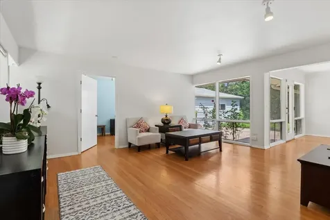 1958 Castlewood Road Highland Park IL 60035