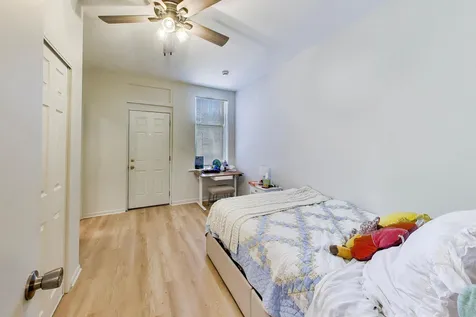 3151 North Southport Avenue Chicago IL 60657