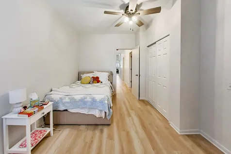 3151 North Southport Avenue Chicago IL 60657