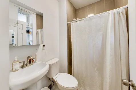 3151 North Southport Avenue Chicago IL 60657