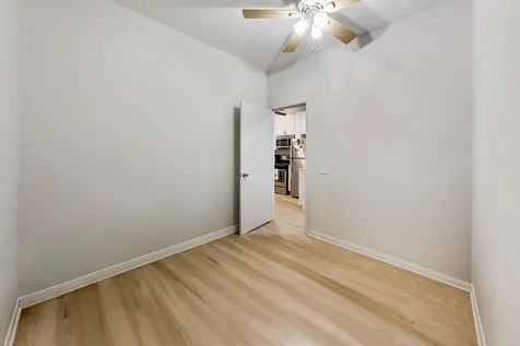 3151 North Southport Avenue Chicago IL 60657