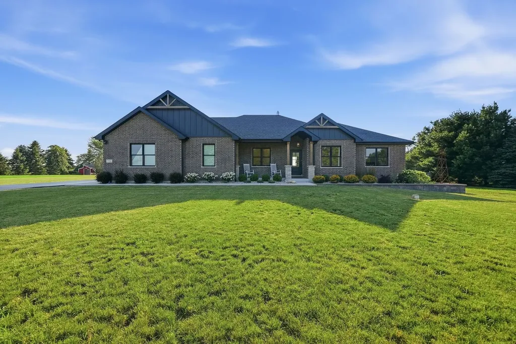 27254 South Steven Ray Drive Monee IL 60449