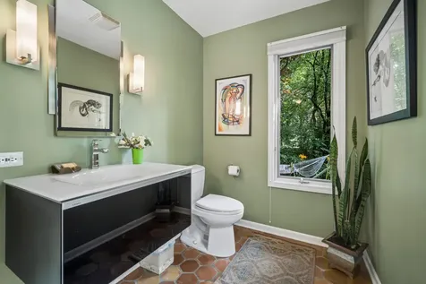 1557 Cavell Avenue Highland Park IL 60035