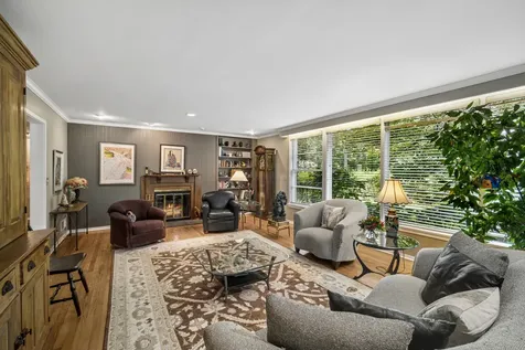 1557 Cavell Avenue Highland Park IL 60035