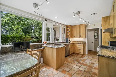 1557 Cavell Avenue Highland Park IL 60035