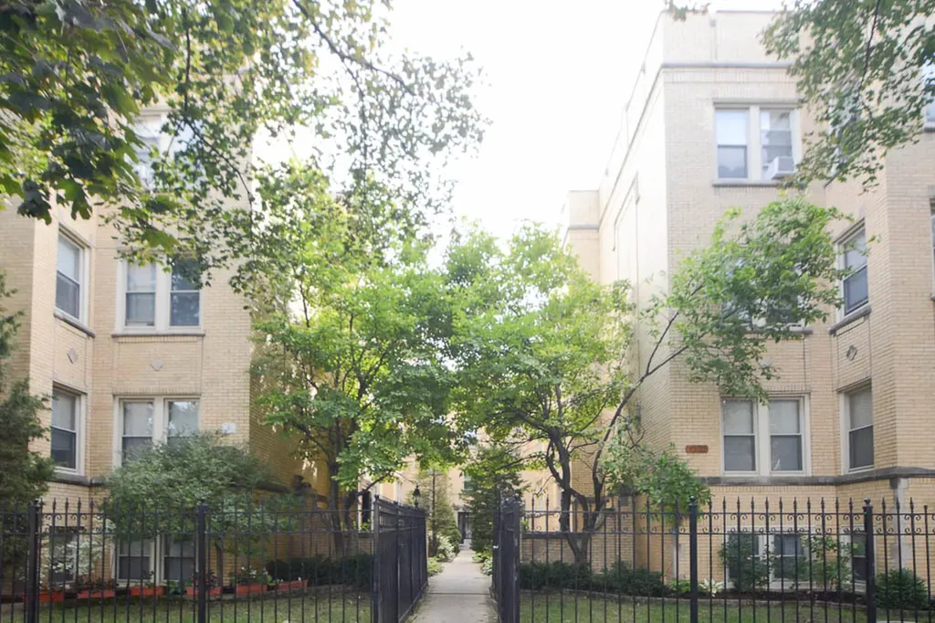 4309 North Francisco Avenue Chicago IL 60618