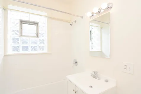 4309 North Francisco Avenue Chicago IL 60618