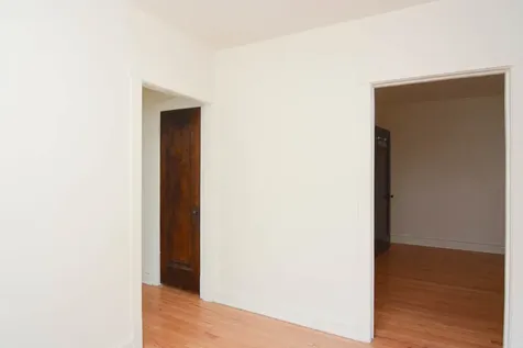 4309 North Francisco Avenue Chicago IL 60618