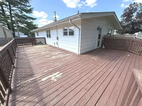 5310 12TH Avenue Moline IL 61265