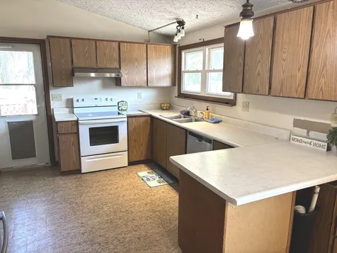 5310 12TH Avenue Moline IL 61265
