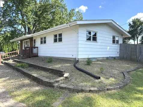 5310 12TH Avenue Moline IL 61265