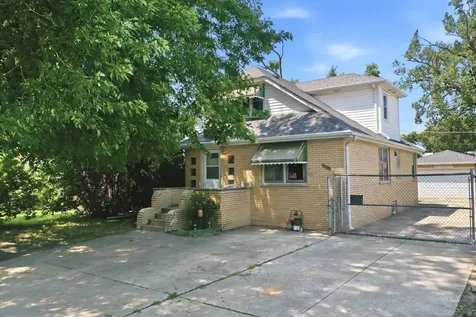 7048 West 72nd Place Chicago IL 60638