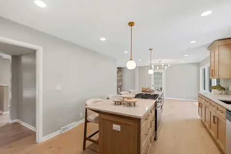 624 Willow Lane Geneva IL 60134