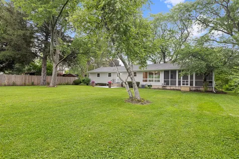624 Willow Lane Geneva IL 60134