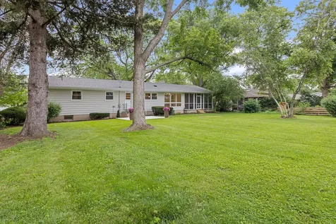 624 Willow Lane Geneva IL 60134