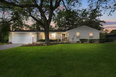 624 Willow Lane Geneva IL 60134
