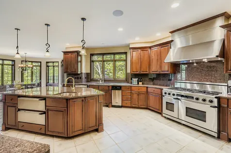 4N675 Old Farm Road St. Charles IL 60175