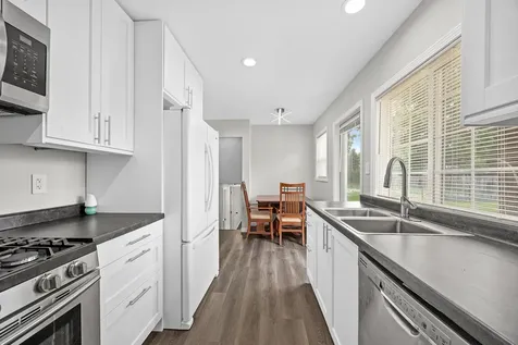 148 Bedford Road Bolingbrook IL 60440