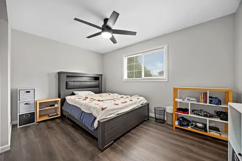 148 Bedford Road Bolingbrook IL 60440