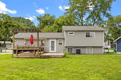 148 Bedford Road Bolingbrook IL 60440
