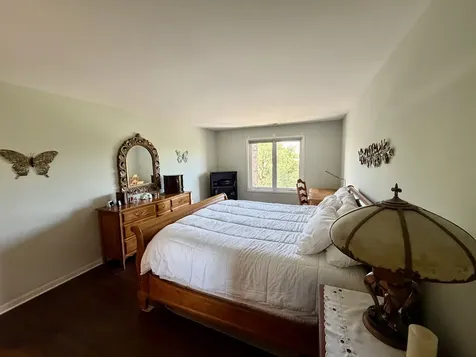 501 Lake Hinsdale Drive Willowbrook IL 60527