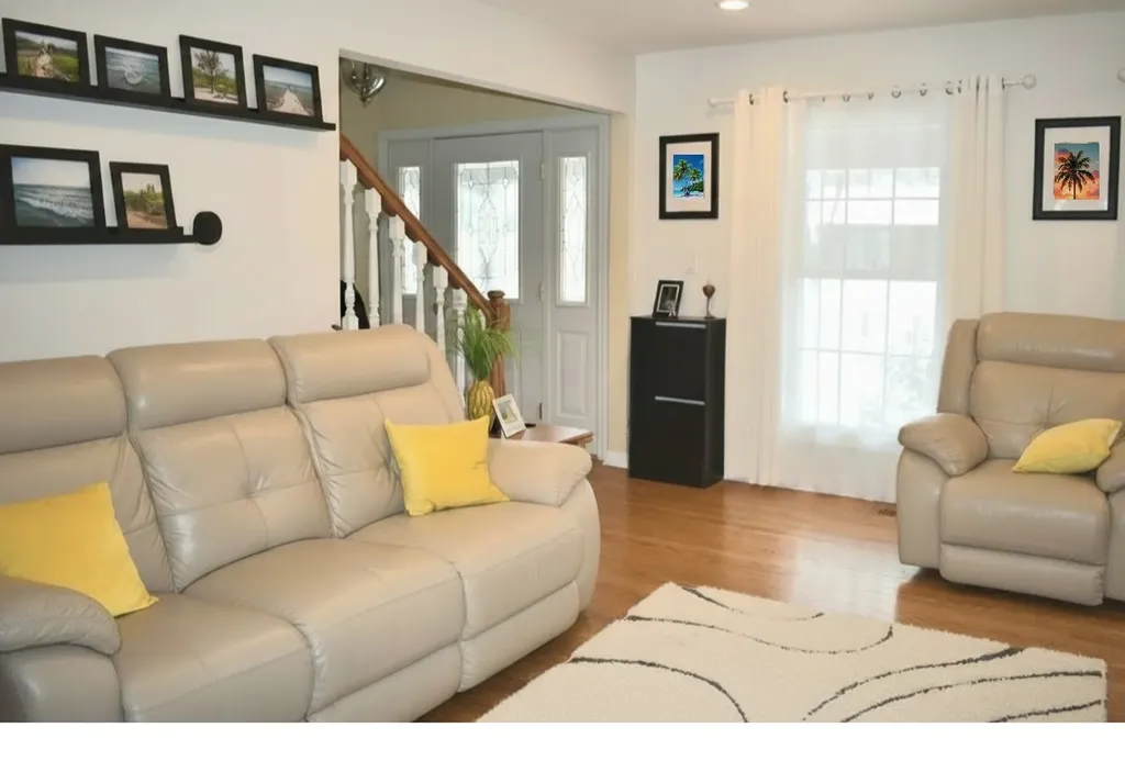 741 Buttonwood Circle Naperville IL 60540