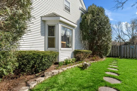155 Chapel Oaks Drive Buffalo Grove IL 60089