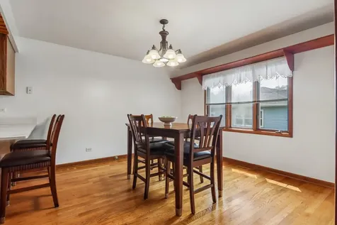 117 Kent Avenue Wauconda IL 60084