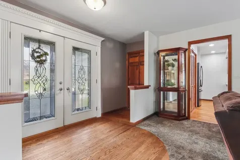 117 Kent Avenue Wauconda IL 60084