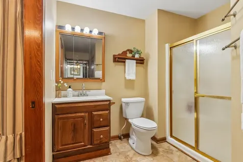 117 Kent Avenue Wauconda IL 60084