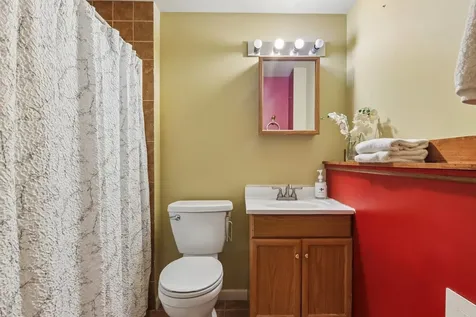 117 Kent Avenue Wauconda IL 60084