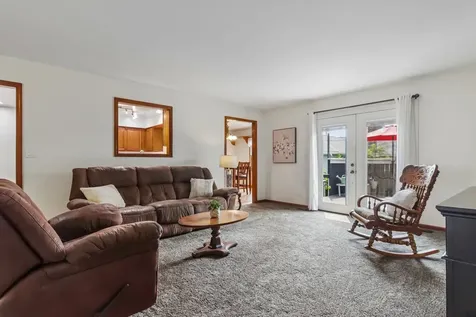 117 Kent Avenue Wauconda IL 60084