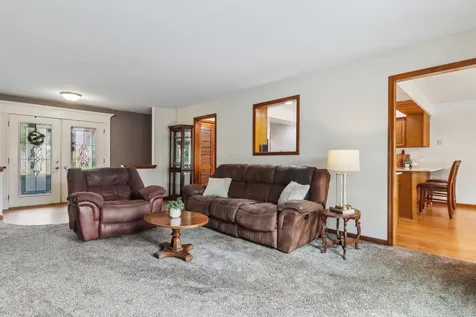 117 Kent Avenue Wauconda IL 60084