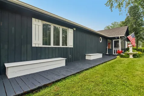117 Kent Avenue Wauconda IL 60084