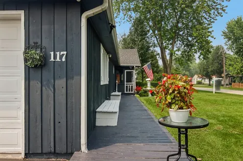 117 Kent Avenue Wauconda IL 60084