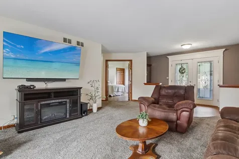 117 Kent Avenue Wauconda IL 60084