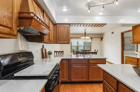 117 Kent Avenue Wauconda IL 60084