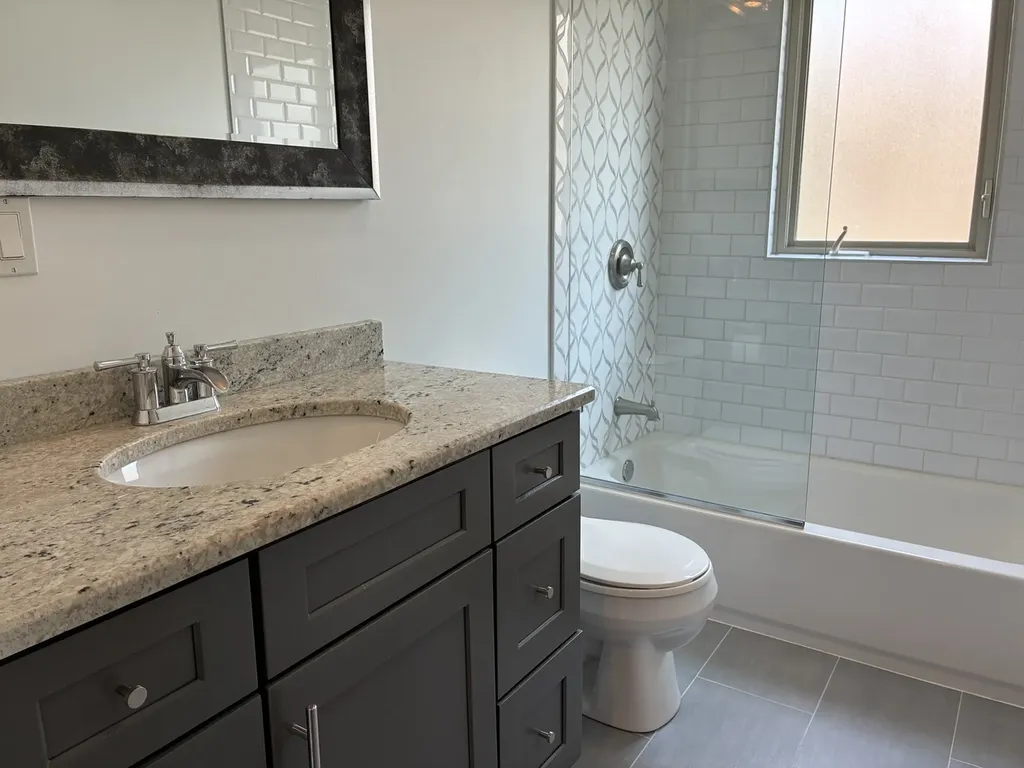 6013 South Natchez Avenue Chicago IL 60638